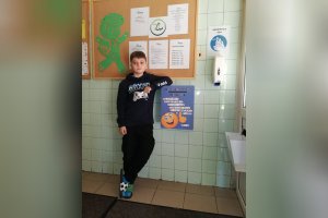 Rodina Jaššovcov - zhotovila schránku dôvery