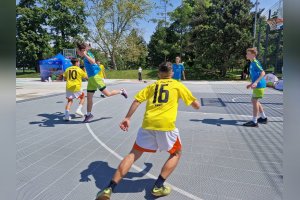 Víťazstvo na kraji v streetbasketbale