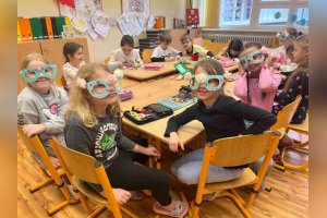 Okuliare láskavosti