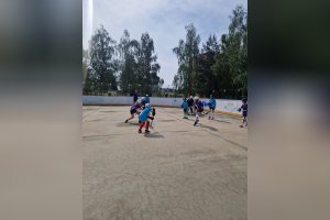 Striebro v hokejbale!