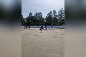 Striebro v hokejbale!