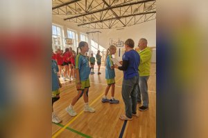 Basketbal v znamení bojovnosti