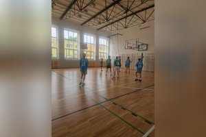 Basketbal v znamení bojovnosti